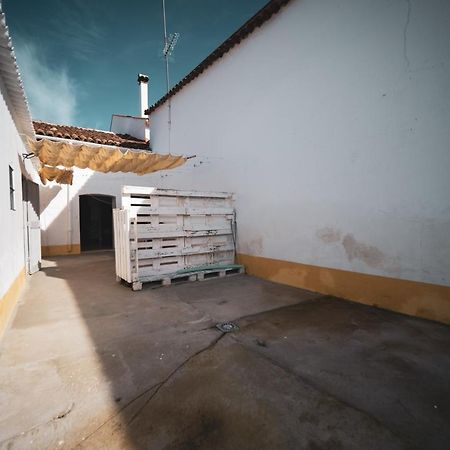 Alojamiento Rural Antigua Fragua El Real de la Jara Exterior foto