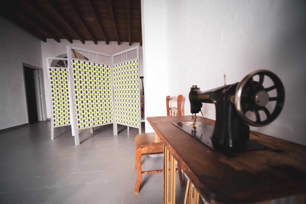 Alojamiento Rural Antigua Fragua El Real de la Jara Exterior foto